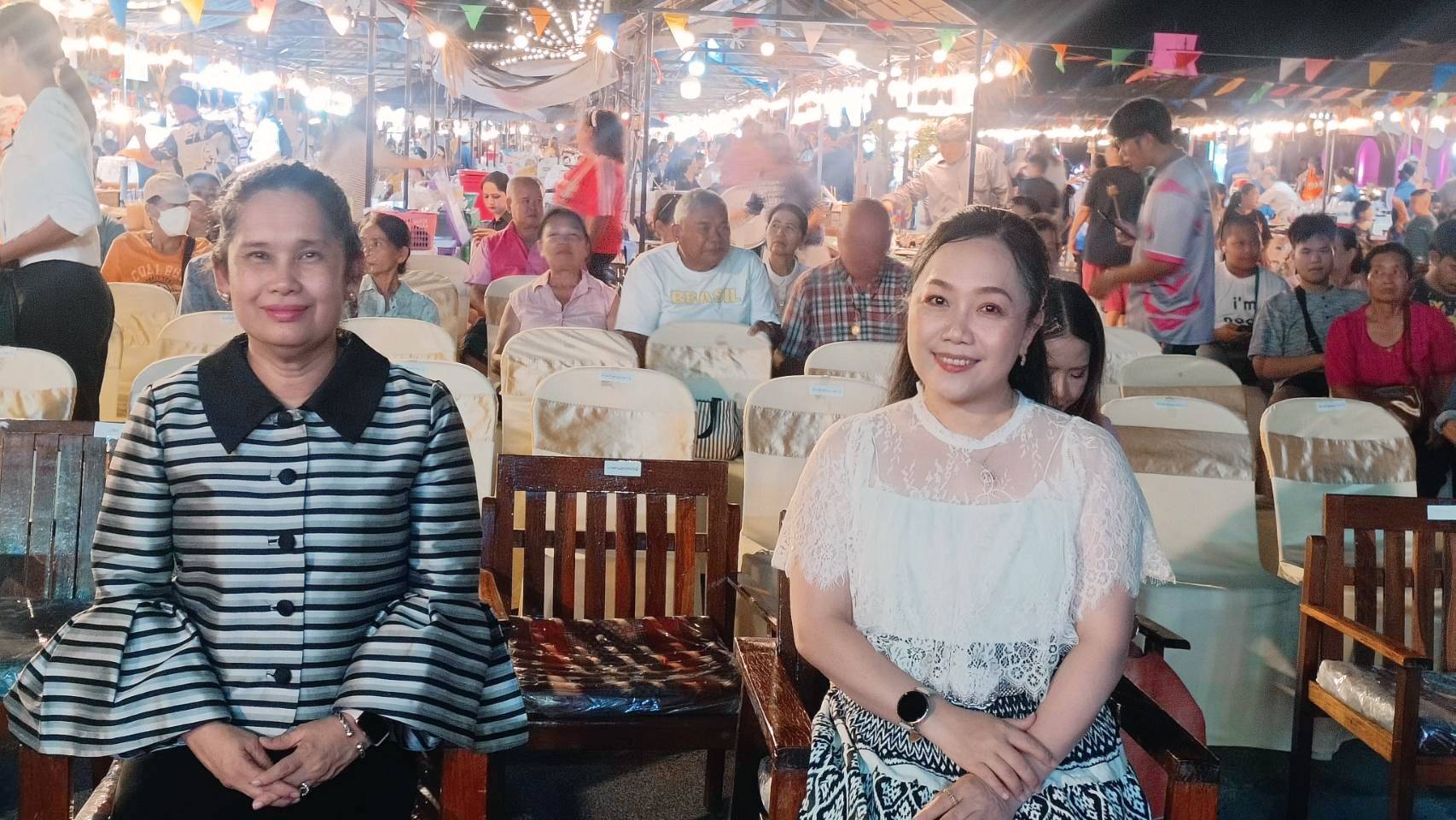 รองผู้อำนวยการสำนักศิลปะฯ เข้าร่วมงานการเดินแบบผ้าไทยและพื้นถิ่น ในงานเทิดพระเกียรติสมเด็จพระนเรศวรมหาราช ประจำปี พ.ศ.2569